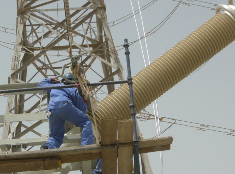 Carousel Bootstrap Four